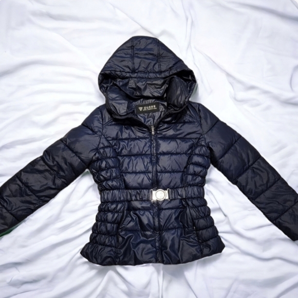 Guess Jackets & Blazers - Guess blue puffer with latching belt & removable hood
